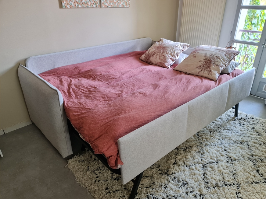 sofa cama Emma hecho cama